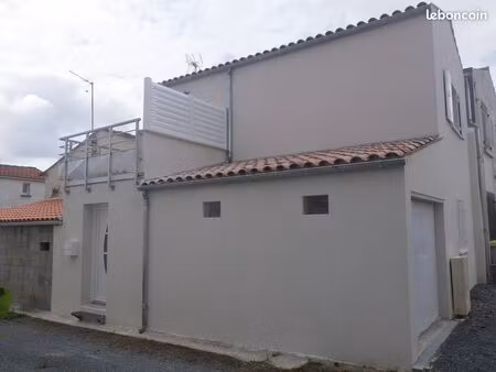 maison à st laurent de la prée