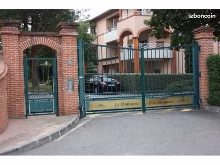 beau studio meublé en rez-de-jardin de 26 m2