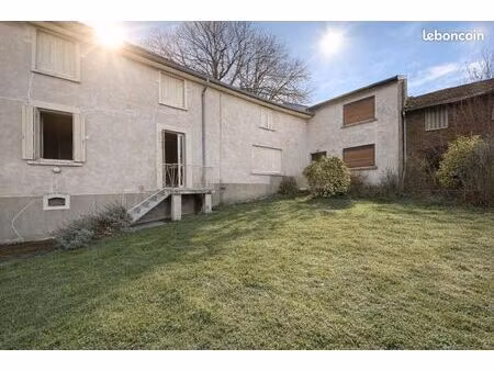 maison 6 pièces 137 m²