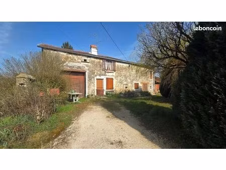 maison 3 pièces 80 m²