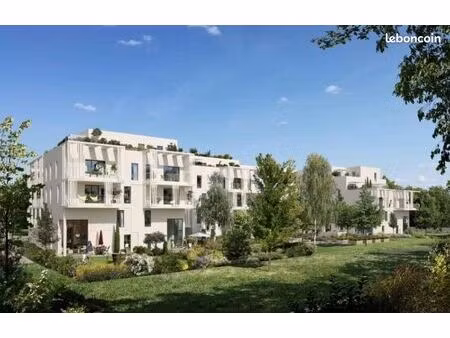 parking/box 15 m² marseille