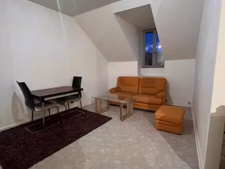 appartement t2 - 47 m2 - plein centre fougeres – semi-meublé