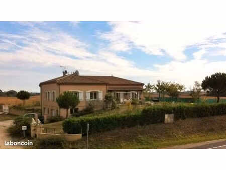 maison 6 pièces 149 m2 + sous-sol/garage 85 m2 laroque timbaut (pompe à chaleur/isolation 