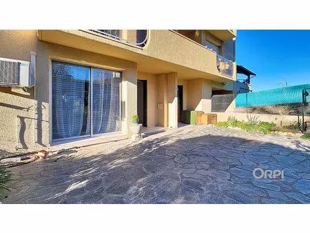 location appartement 2 pièces 38 m² à prades (66500)  554 €