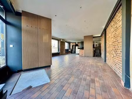 surface horeca de 110m² - square levie