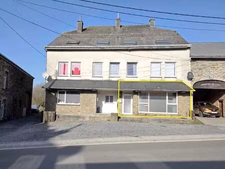 local polyvalent d'environ 35 m² au centre de carlsbourg !