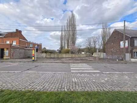 terrain avec permis pour immeuble de 4 appartements