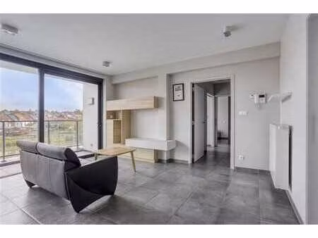 appartement moderne avec assistance (2 chambres) à halle