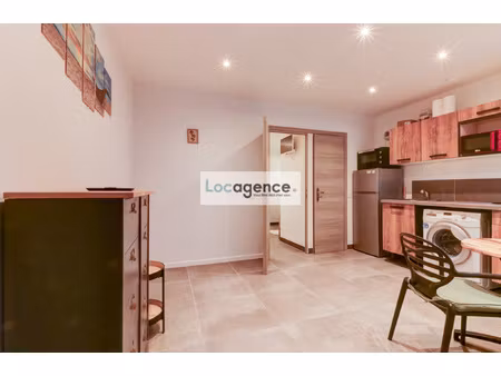 appartement 2 pièces meublé en parfait état au coeur du suqu