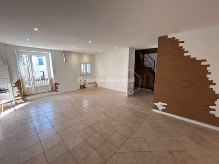 appartement t3 en duplex d'environ 89 m² - sarrians