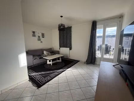 fleury les aubrais appt 2 pieces