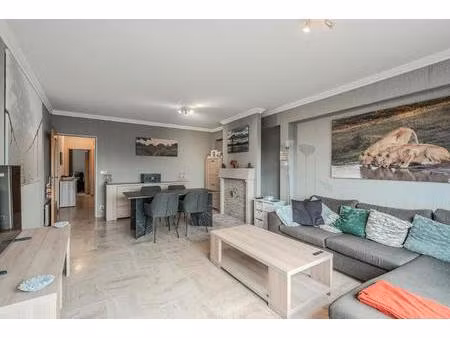 instapklaar 2-slaapkamer appartement te koop te gistel