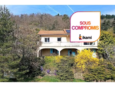 maison de 129 m2 avec 4 chambres