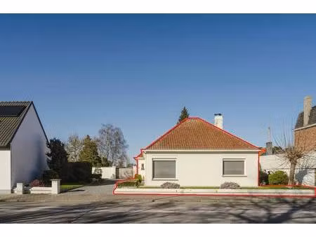 te renoveren open bebouwing te koop in gullegem