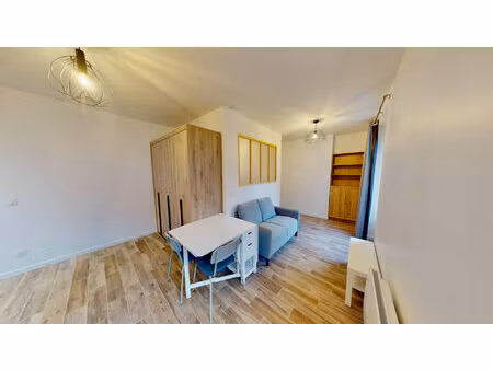 appartement t1 bis à louer / entièrement rénové et moderne