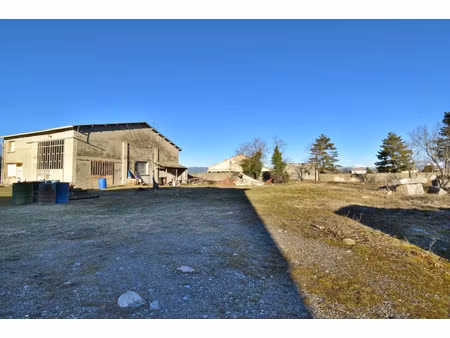 local professionnel à vendre sisteron 3 pièce(s) 190m2 157 000€