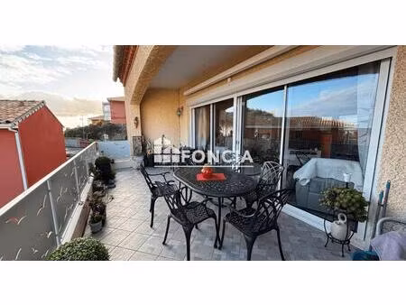 vue mer exceptionnelle – bien atypique avec tourelle – 165 m² au sol – garage – saint-pier