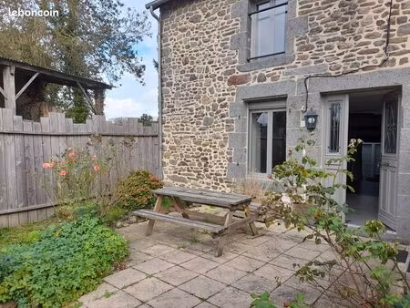 maison en pierres à 2km du bourg de plerguer