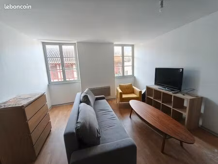 appartement à louer de 60m2 quartier st esprit