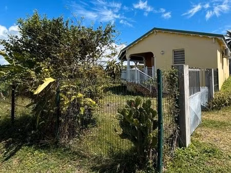 location petite maison f3