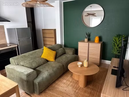 t2 neuf et meublé - lille - disponible