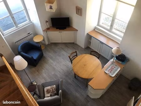 apparentement standing t2 bis vue sur port rochefort