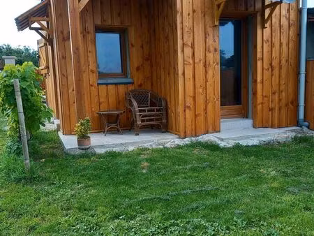 location studio meublé