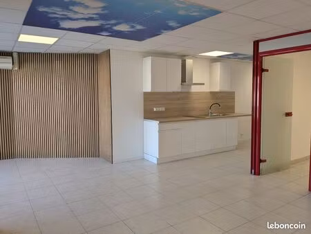 location appartement 760 st esteve