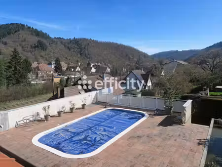 maison 8 pièces - 241 m²
