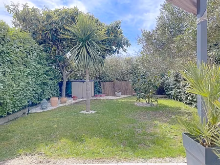 maison 3 pièces - 90 m²