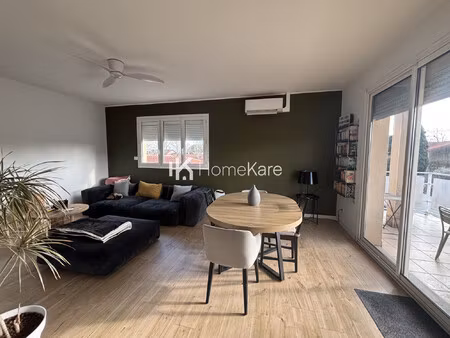 un t3 cosy  entierement renove !