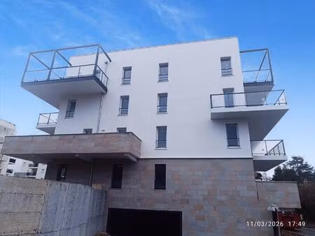 saint jean dé luz t2 de 43m2 avec parking  terrasse et ascenseur