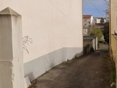 garage parking à louer lyon