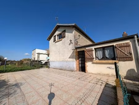 maison avec dependances  terrasse et jardin