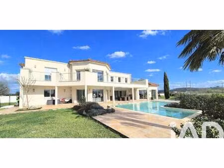 maison avec piscine et jardin cosnac (19)