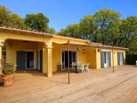 saint antonin du var  maison 4 chambres  piscine et garage 250 m2et terrain de 1891 m2