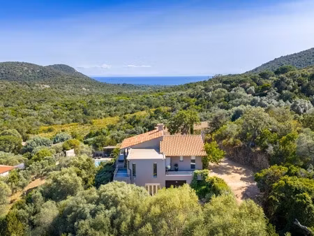 villa de standing à porto vecchio