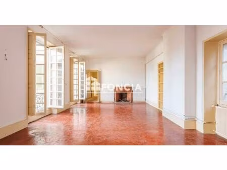 appartement 138 m² – centre historique d’avignon