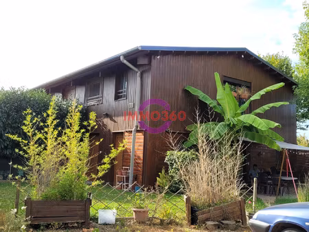 t2 de 52 m2 - loyer de 342 eur