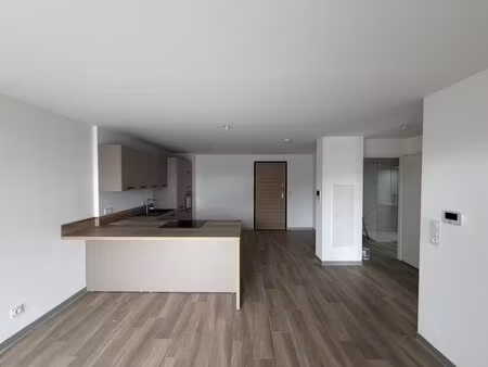 à louer appartement 50 02 m² – 900 € |uckange