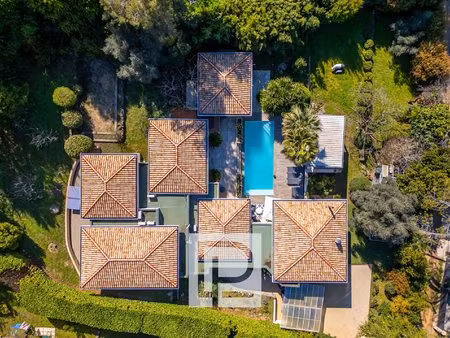 villa californienne - proche de mougins