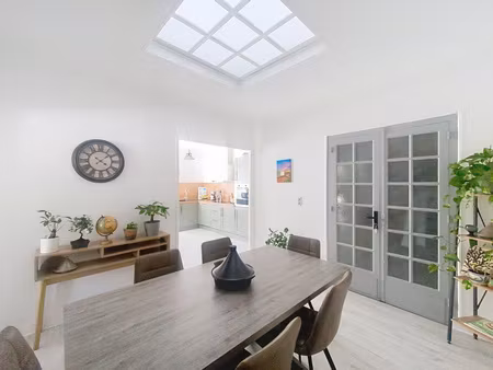 t3 lumineux avec combles aménageables – commodités à pied