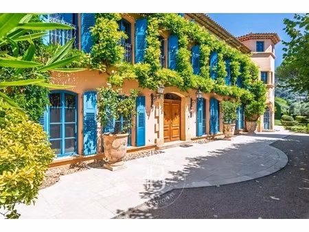 demeure d'exception avec vues panoramiques