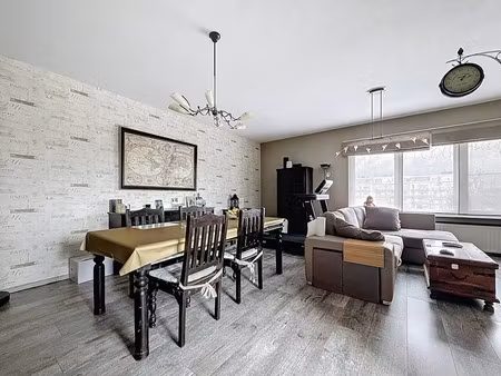 appartement te huur in merksem met 2 slaapkamers