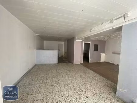 location local professionnel 153m² gigean 34770