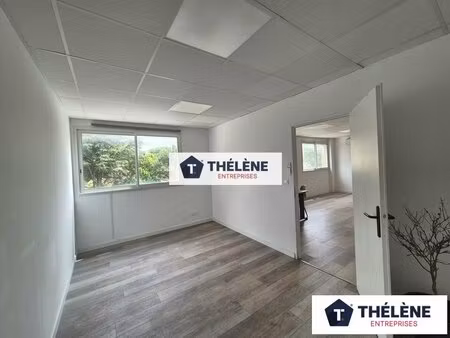 location local professionnel 102m² lattes 34970