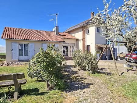 vente maison 5 pièces 105 m² à bressols (82710)  179 000 €