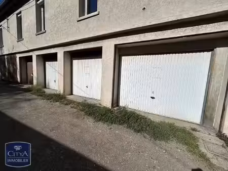 parking à louer - rive-de-gier (42) - 45€