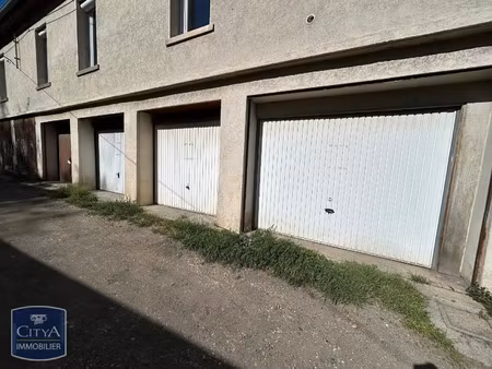 parking à louer - rive-de-gier (42) - 45€