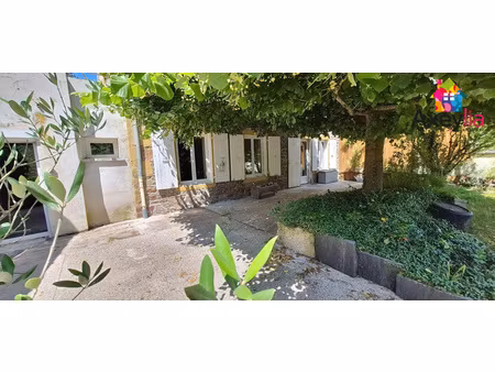 a vendre - maison 4 chambres avec terrain - brionnais 10mn de charlieu